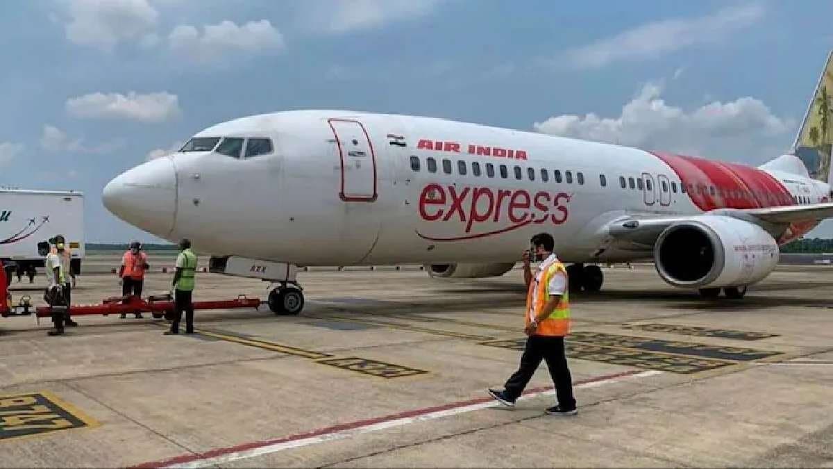 Air India Express Flight To Kolkata On Runway For An Hour for Technical Fault 