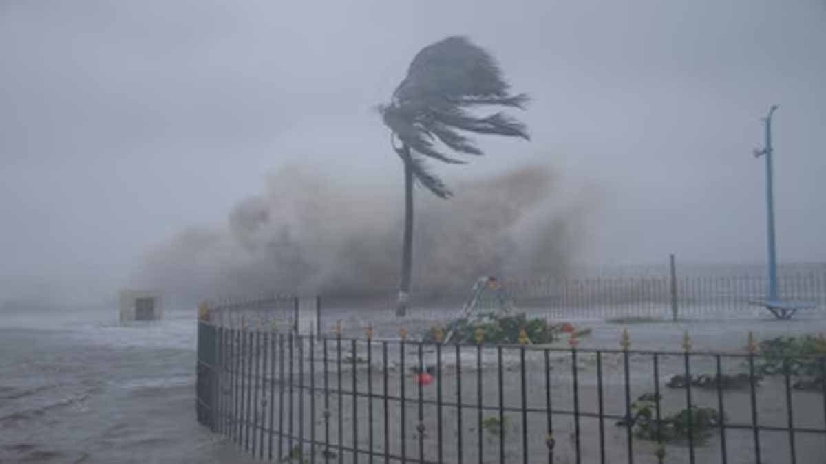 Cyclone Dana update, Schools closed in 14 districts in Odisha gnr 