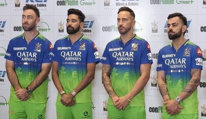 RCB: ভাগ্য ফেরাতে ইডেনে রং বদলাচ্ছেন কোহলিরা
