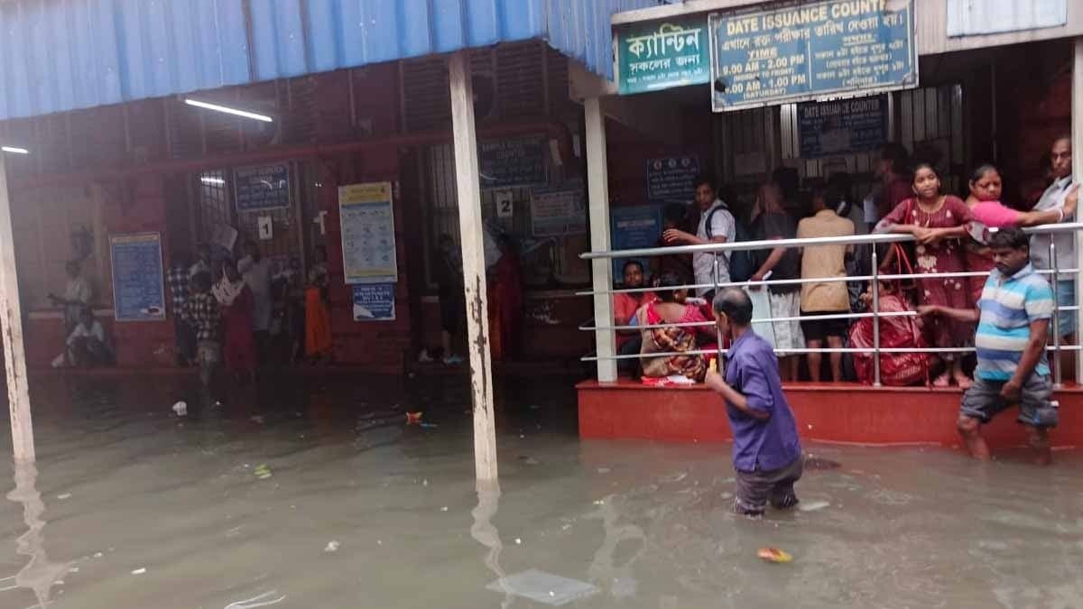 Public Faces Extreme Hardship as Heavy Rain Cripple hospitals in Kolkata