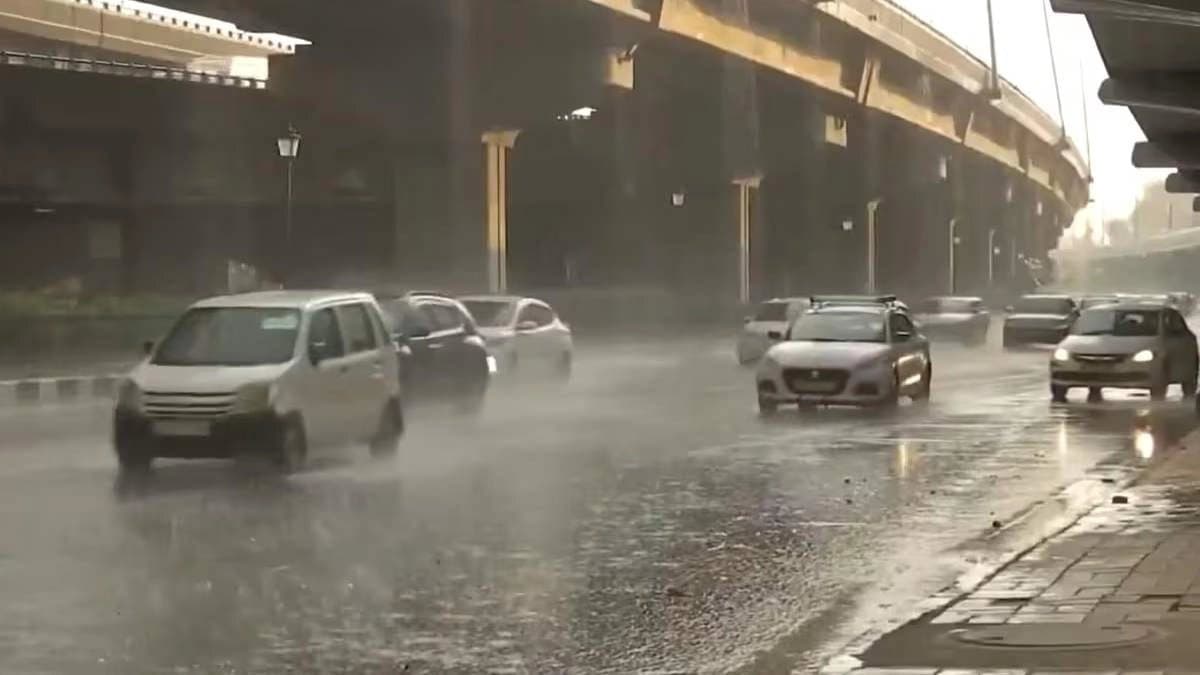 IMD Weather Update Over 100 flights delayed as heavy rain hits Delhi