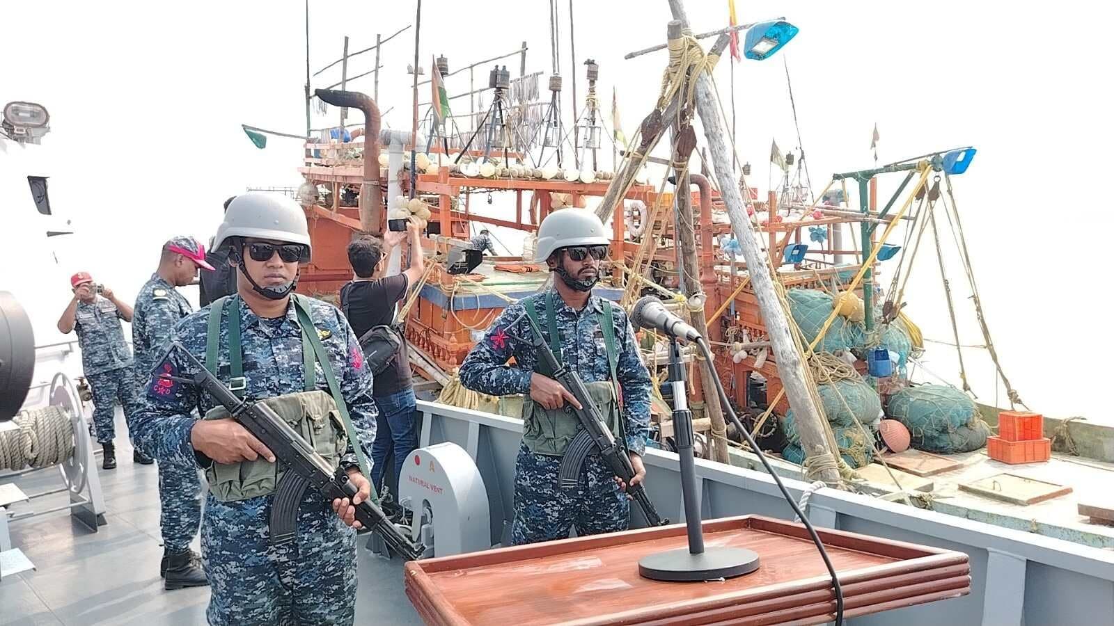  31 Indian fishermen were detained in Bangladesh gnr