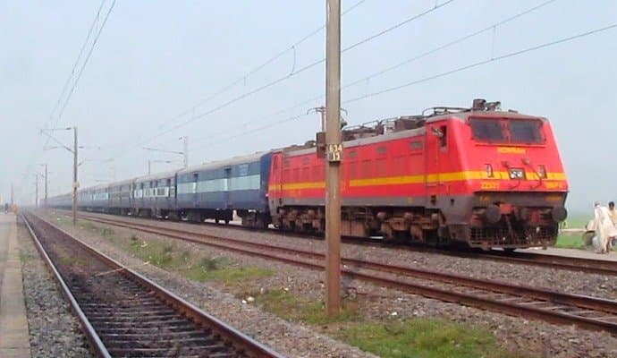 train service delayed in howrah-asansol line