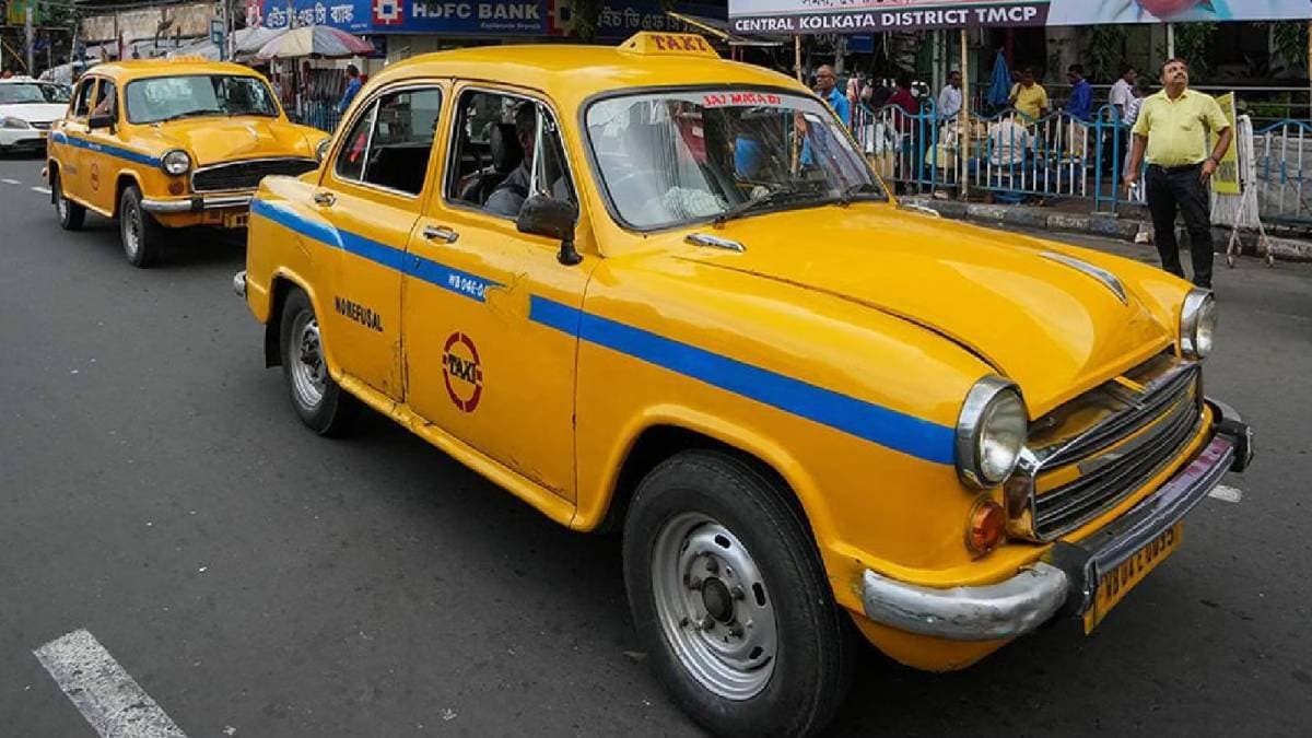 Allegation of robbery of around 2 crore from a taxi