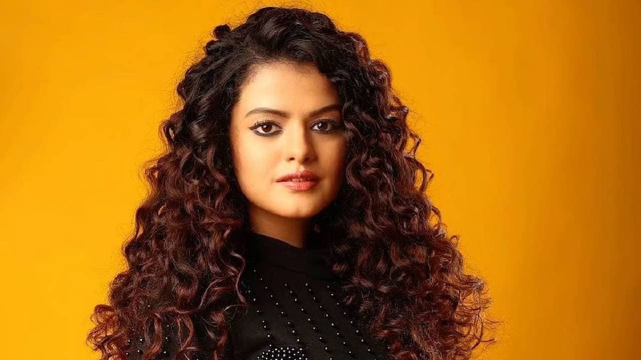 Singer Palak Muchhal sets world record saves 3800 children with her charity work
