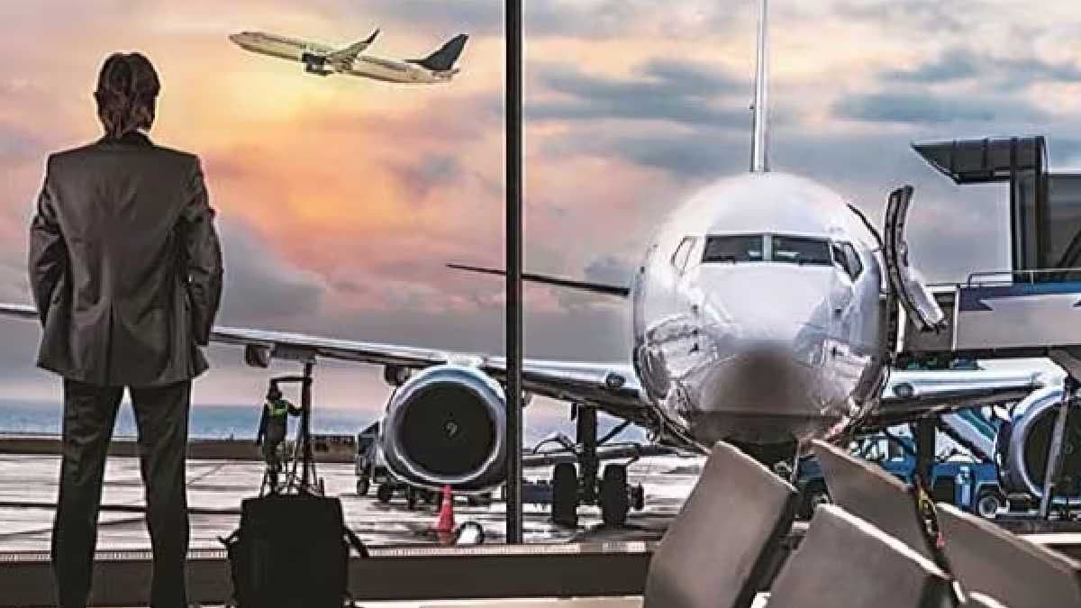 Flight service close during the day from this airport gnr 