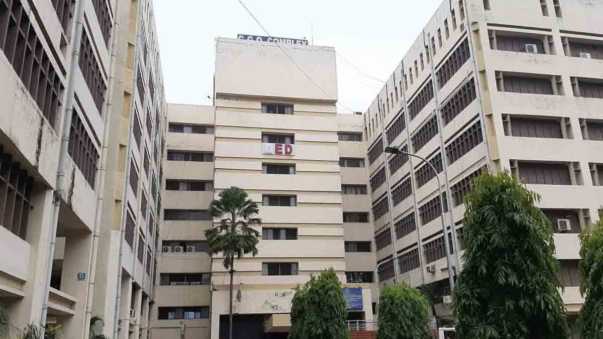 ed officers raid at several places of west bengal gnr