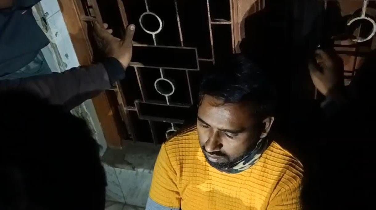 SIR In West Bengal: bangladeshi youth arrested he tried to fill sir form with dead voter name 