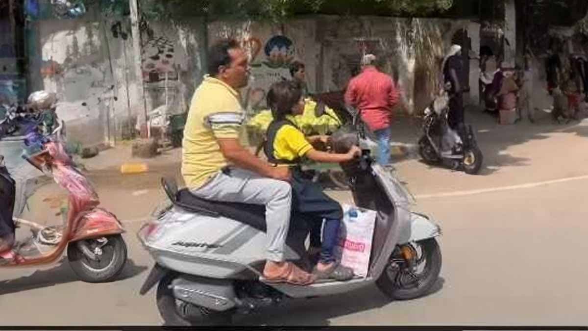 Girl Rides Scooter With Father On Pillion No Helmet gnr