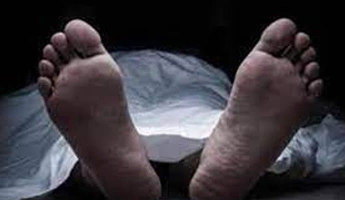 dead body of a youth found in malda