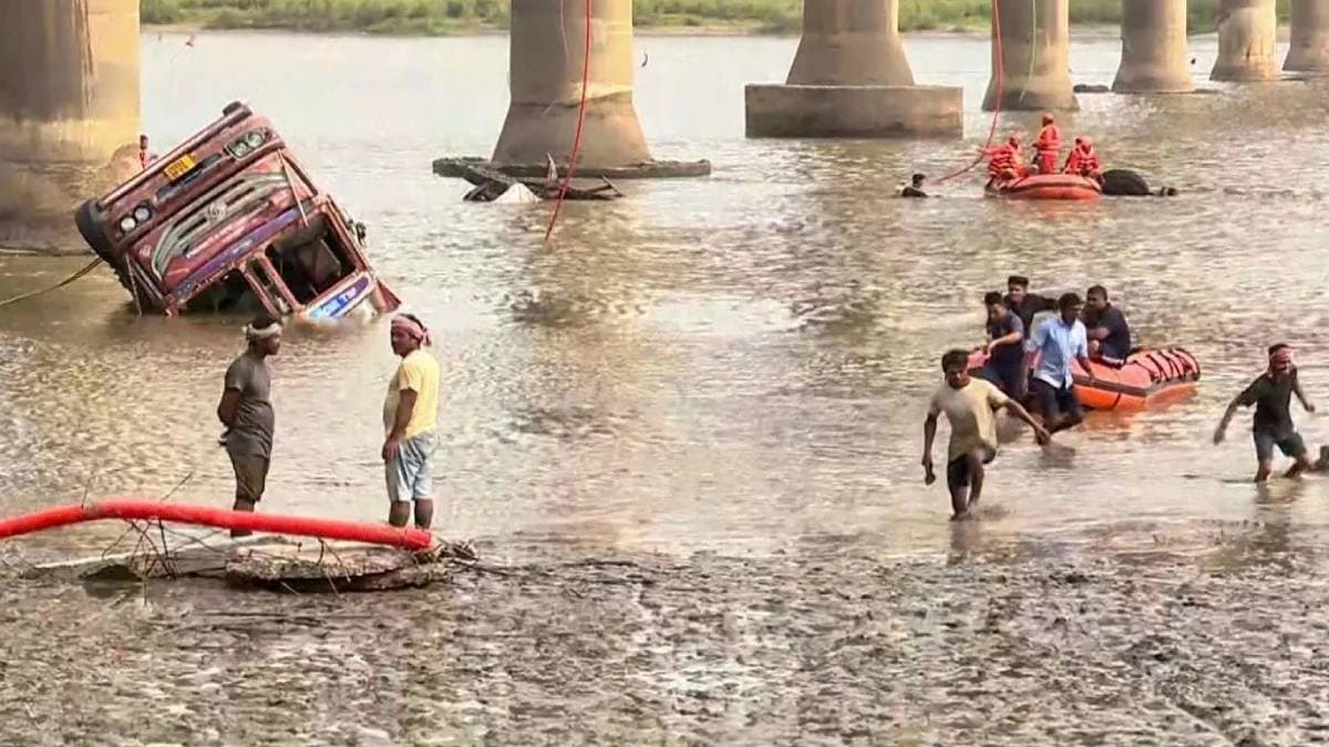 Gujarat Mahisagar Bridge disaster Death toll rises to 20