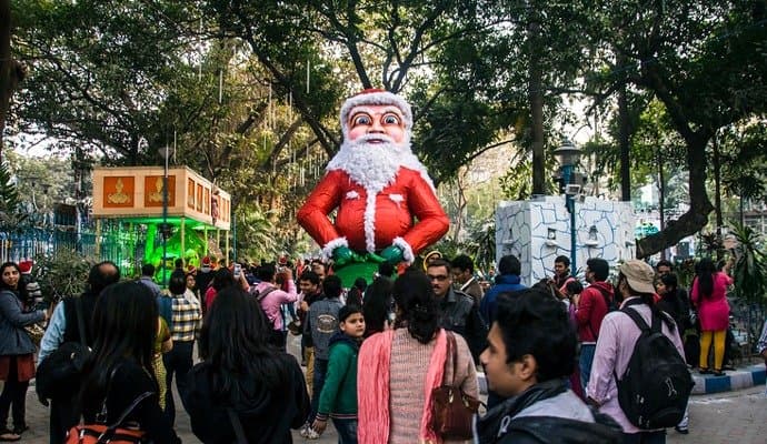 Pleasant weather as mercury dips in Kolkata on Christmas