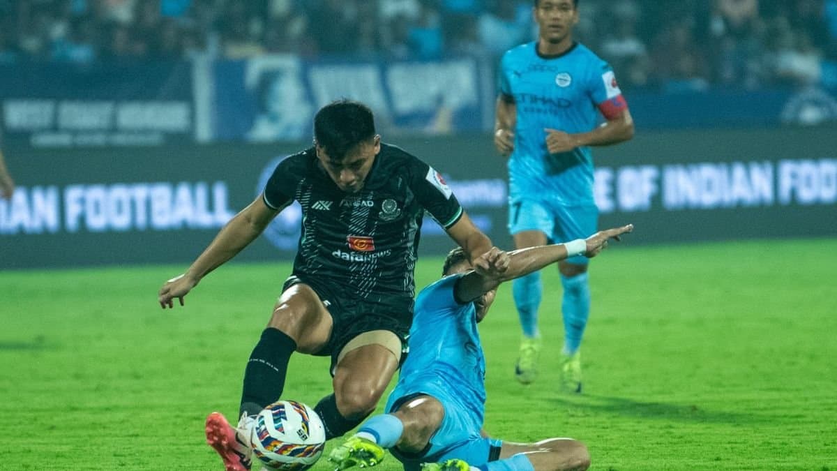 Mumbai City beats Mohammedan Sporting in ISl spt 