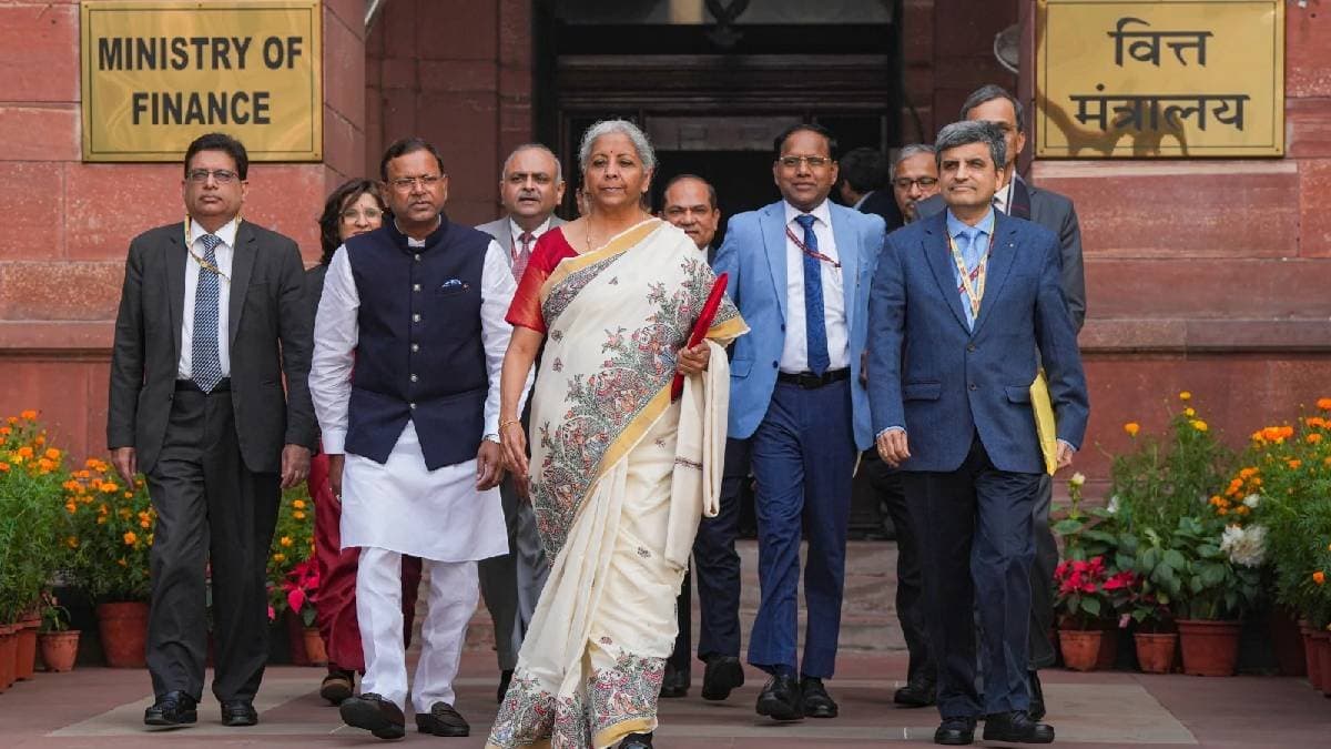 Nirmala Sitharaman's Budget Day Saree Is A Tribute To Madhubani Art gnr
