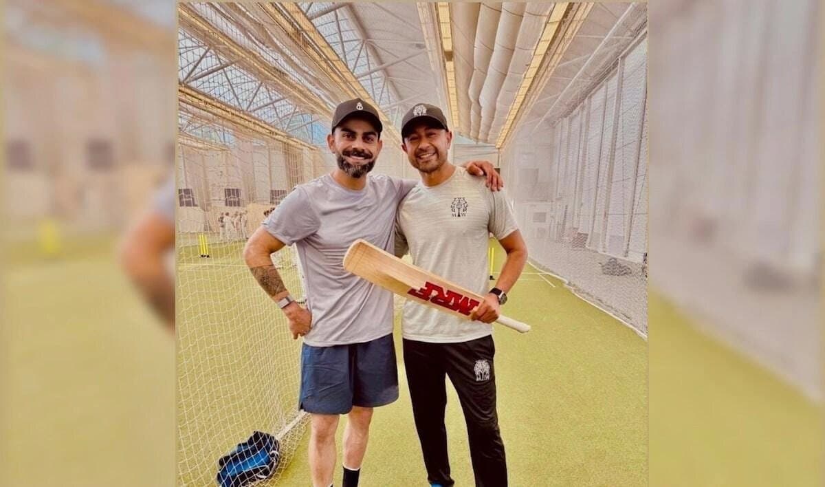 Virat Kohli takes help from IPL coach-picture goes viral in social media 