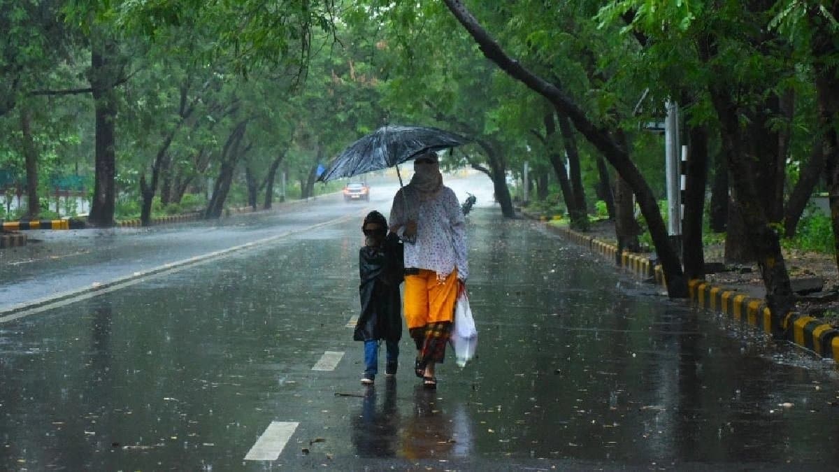 IMD weather update: Heavy to heavy rain alert in south bengal 