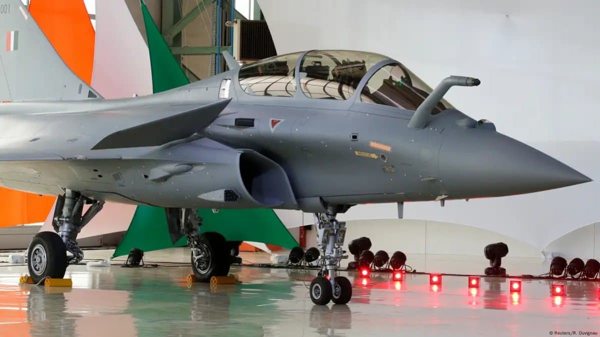 Which countries use Rafale fighter jets how much is one aircraft cost