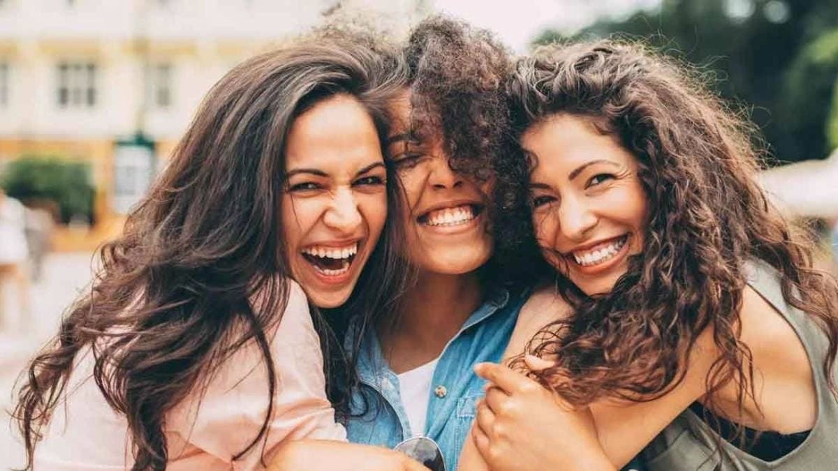 Buying a friend is not impossible in the world of social media