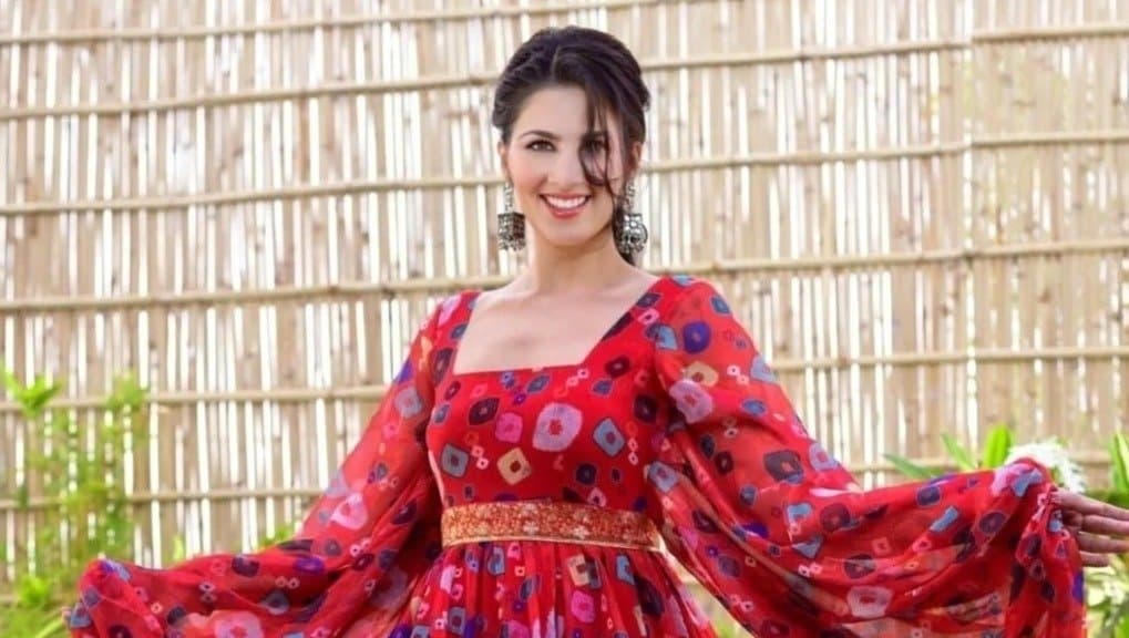 Bold prints are trending in Durga Puja 2024 fashion lif