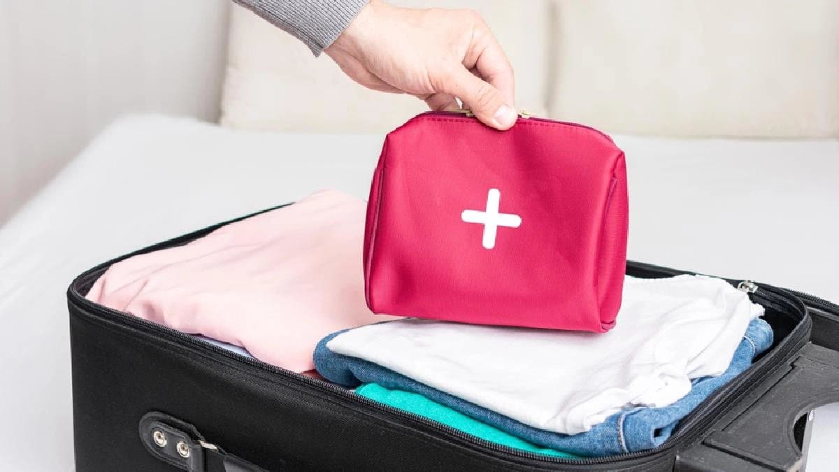 Things to keep in your Travel Luggage while going on a Durga Puja Vacation