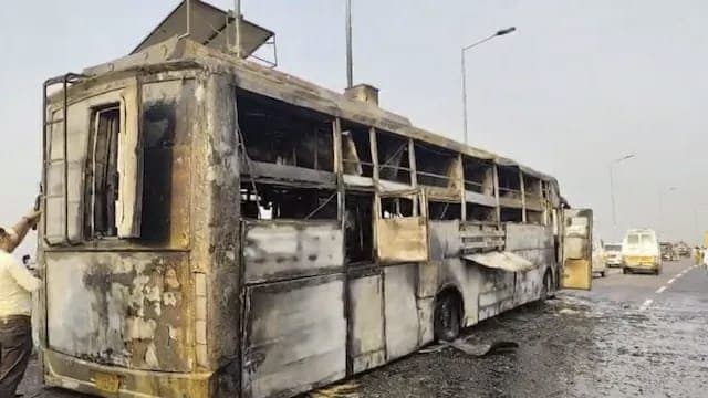 Five Dies After Delhi bound Bus Catches Fire In Lucknow