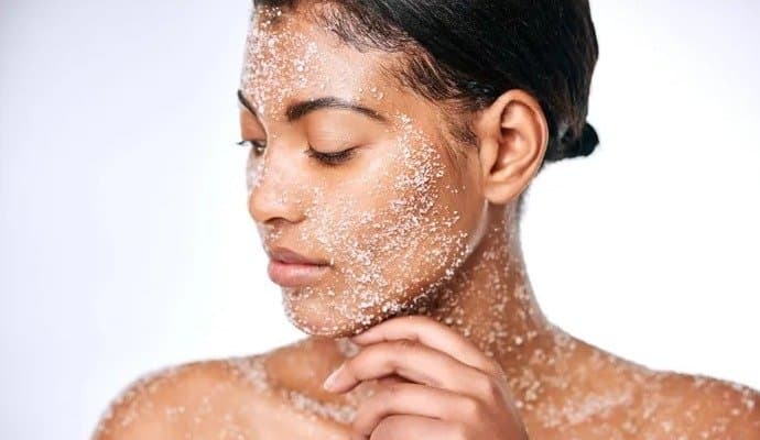 Skin Care:  স্ক্রাব করার পরেই ত্বক লাল হয়ে যাচ্ছে? কীভাবে বুঝবেন কোন স্ক্রাবার আপনার ত্বকের জন্য উপযুক্ত?