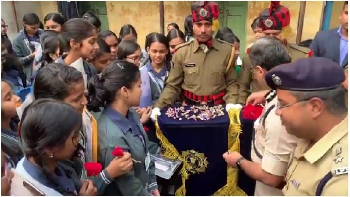 special bus service start for madhyamik exam