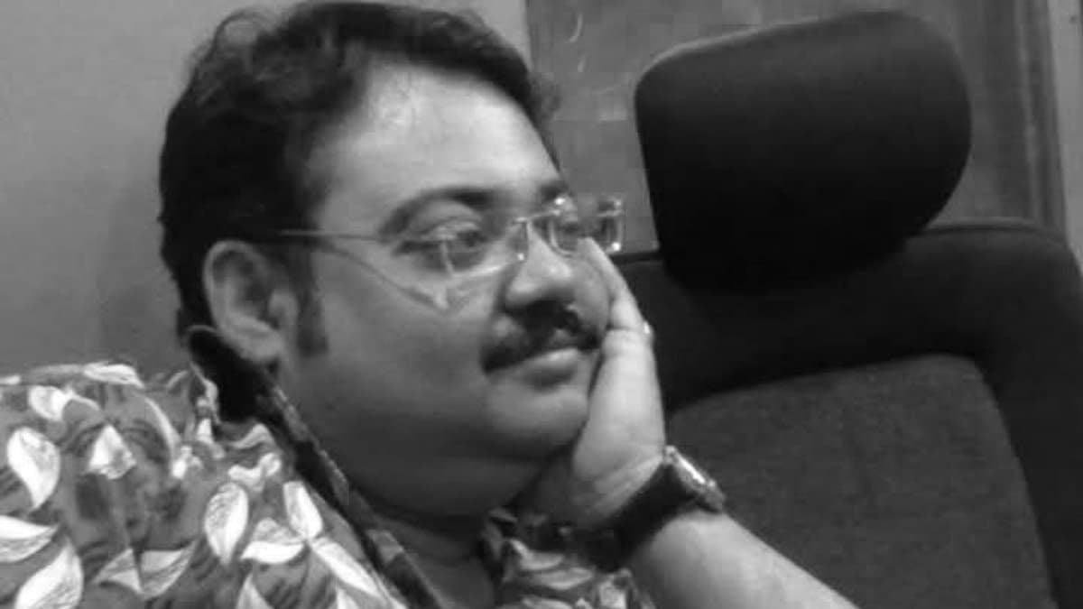 Unnatural death of a journalist in Ekbalpur