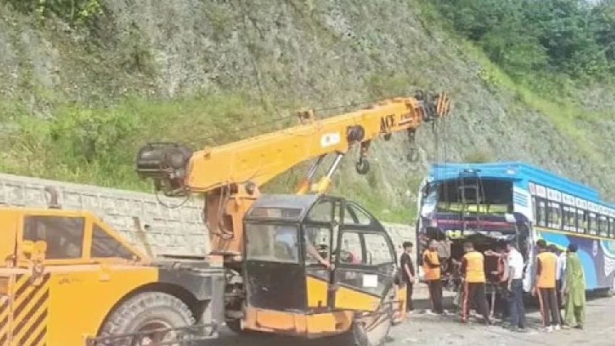 36 Amarnath Pilgrims Injured After 5 Buses Collide In Ramban