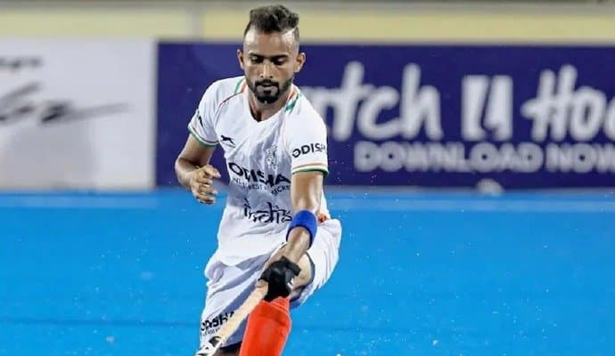 India Hockey:‌ চোটের জন্য ডান পা হয়ে গিয়েছিল অকেজো, হকি তারকা সুখজিত প্যারিসে স্বপ্ন দেখাচ্ছেন টিমকে 