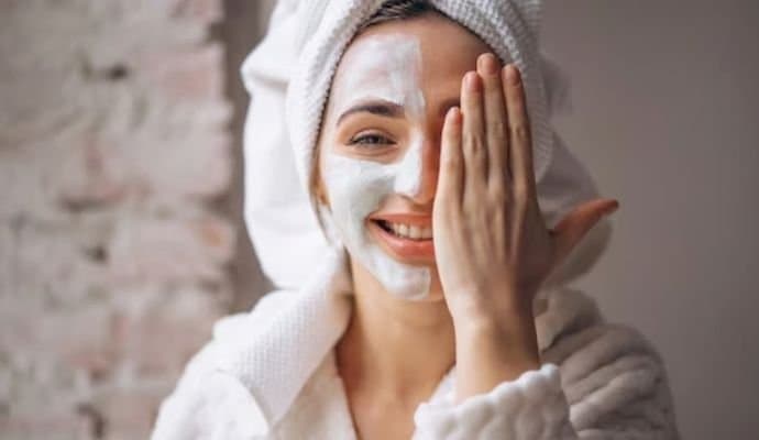 Beauty Hacks: শীতের মরসুমেই বিয়ে? ত্বক সতেজ  রাখুন এই উপায়ে