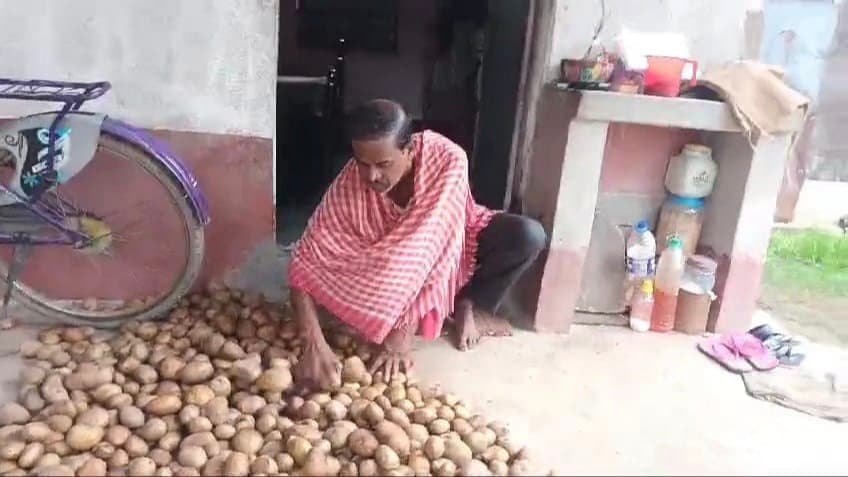 Hooghly tmc panchayat pradhan ordinary lifestyle gnr