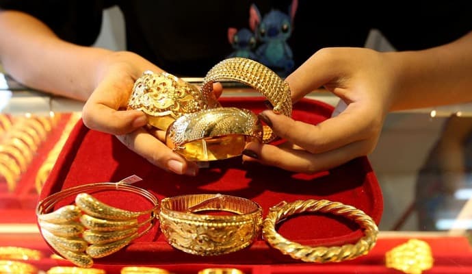 gold price of kolkata gnr