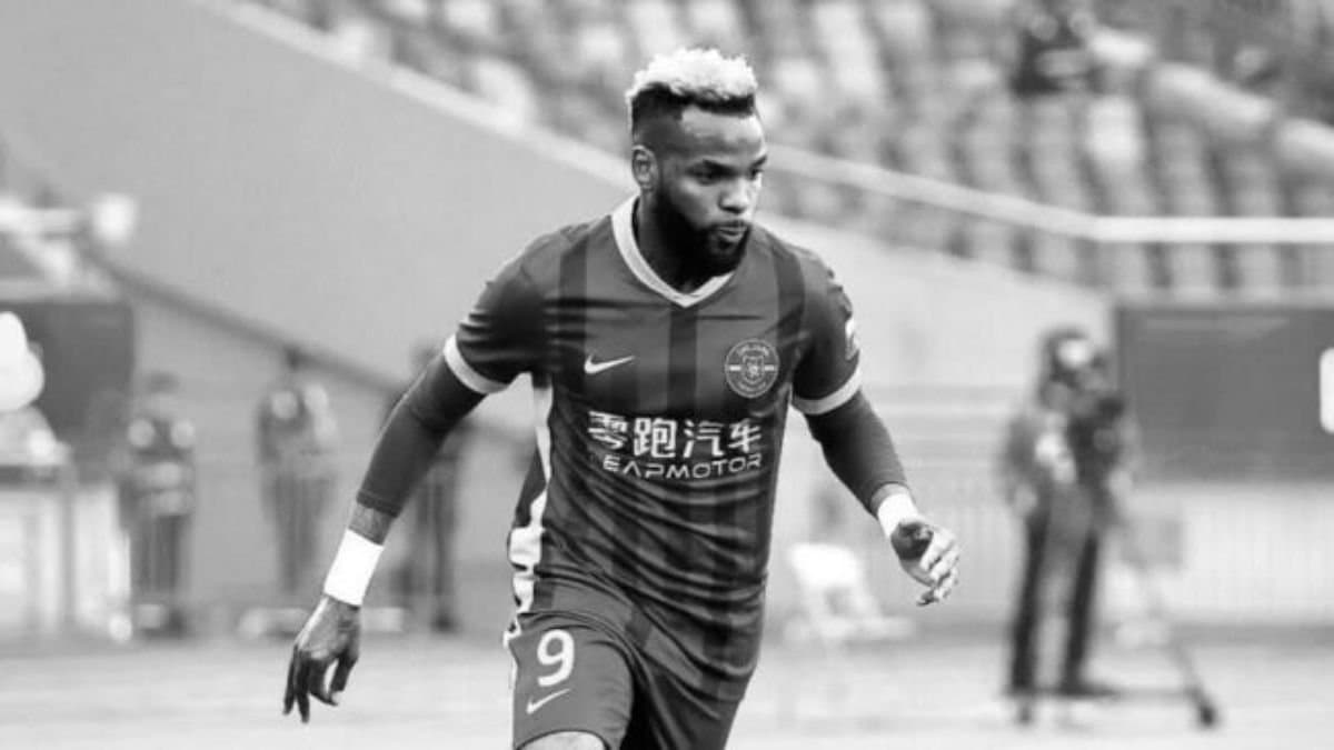 Tragedy has struck the world of African football as Gabonese striker Aaron Boupendza passed away at the age of 28 spt 
