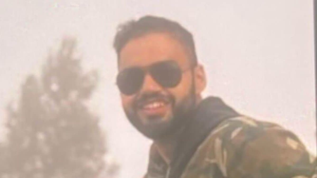 Indian Navy officer died in Pahalgram during the attack