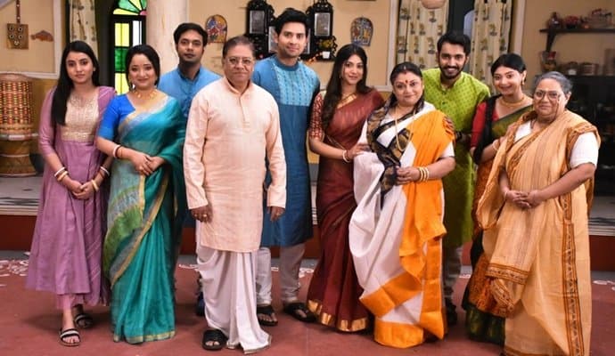 Jishu-Nilanjana Sengupta’s HaraGouri Pice Hotel Completes 400 Episodes