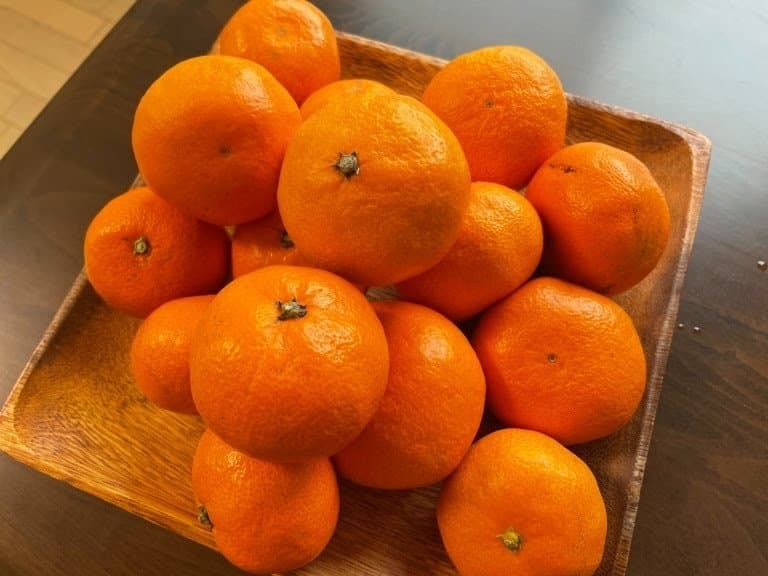 orange peel is full of antioxidants and vitamin c that keeps your heart healthy prevent Cancer makes skin healthy and bright lif