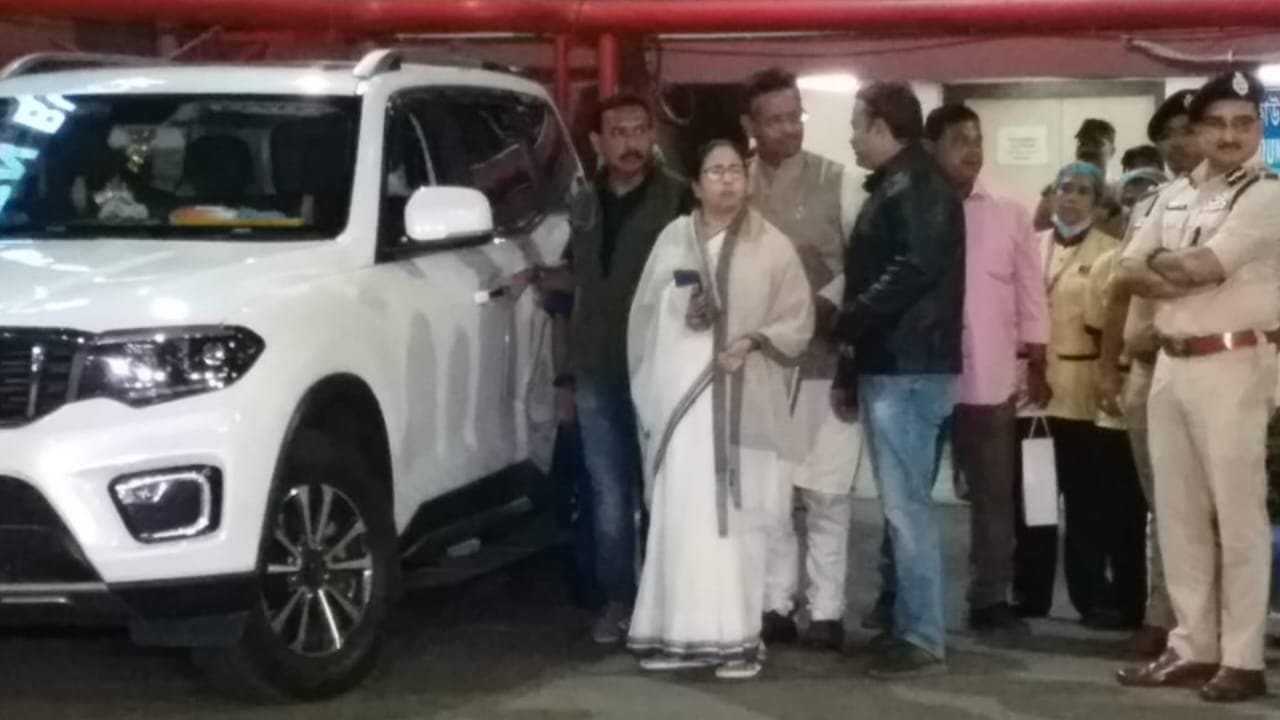 Mamata Banerjee had a successful surgery operation at sskm