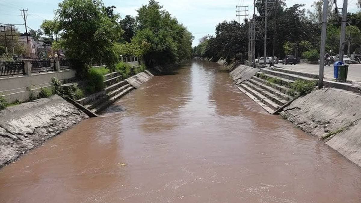 India plans to increase the length of the Ranbir Canal in the Chenab River 