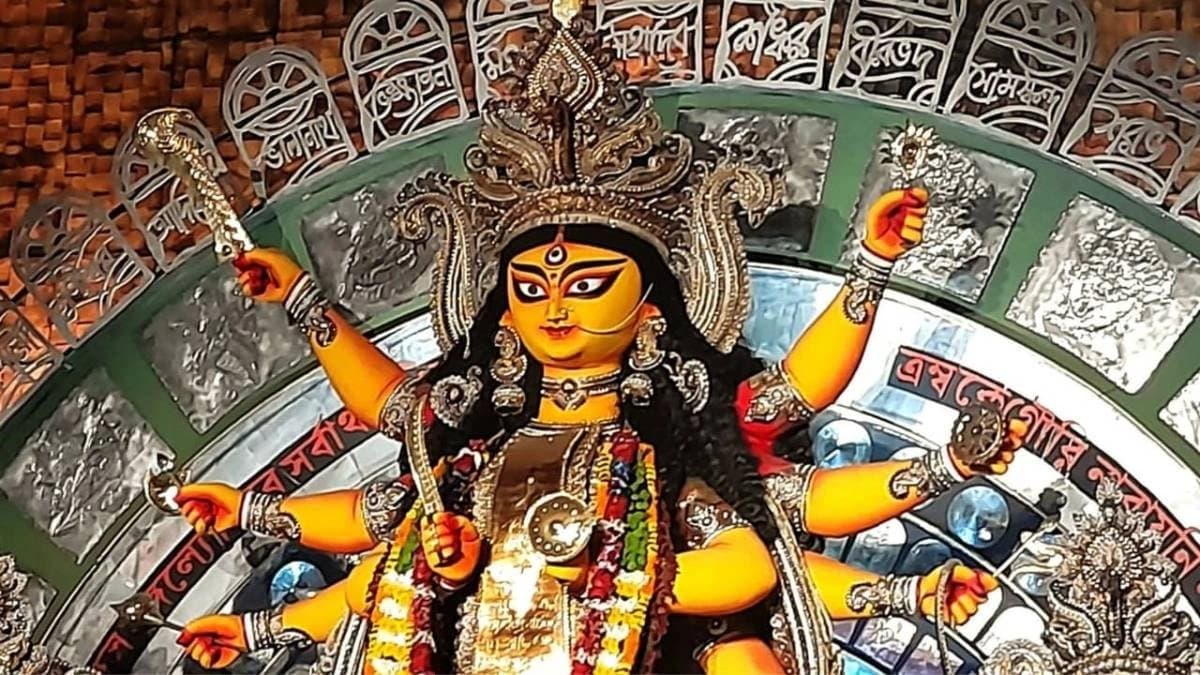  Which colour dress to wear in Sasthi to Dasami of Durga Puja 2025 