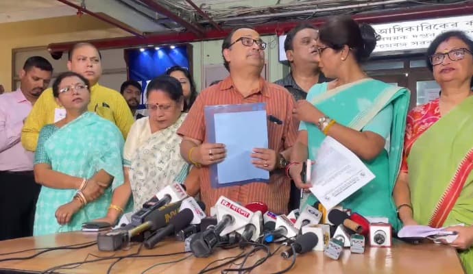 tmc delegation at ec office kolkata