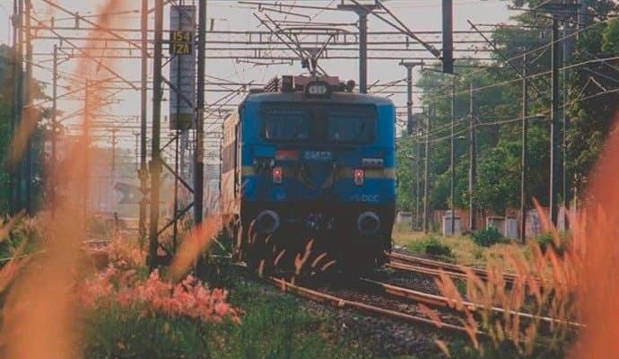 Fire Breaks Out In Delhi-Saharasa Vaishali Express 