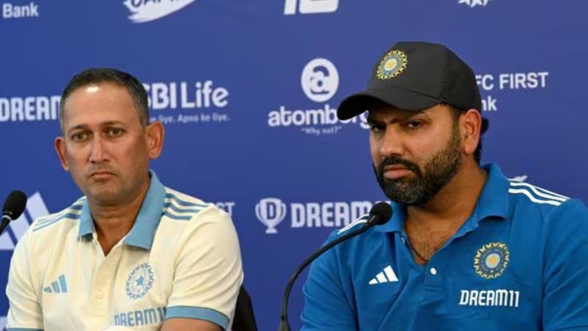 Former Indian Cricketer Navjot Singh Sidhu finds a lophole in the champions trophy squad of India spt 