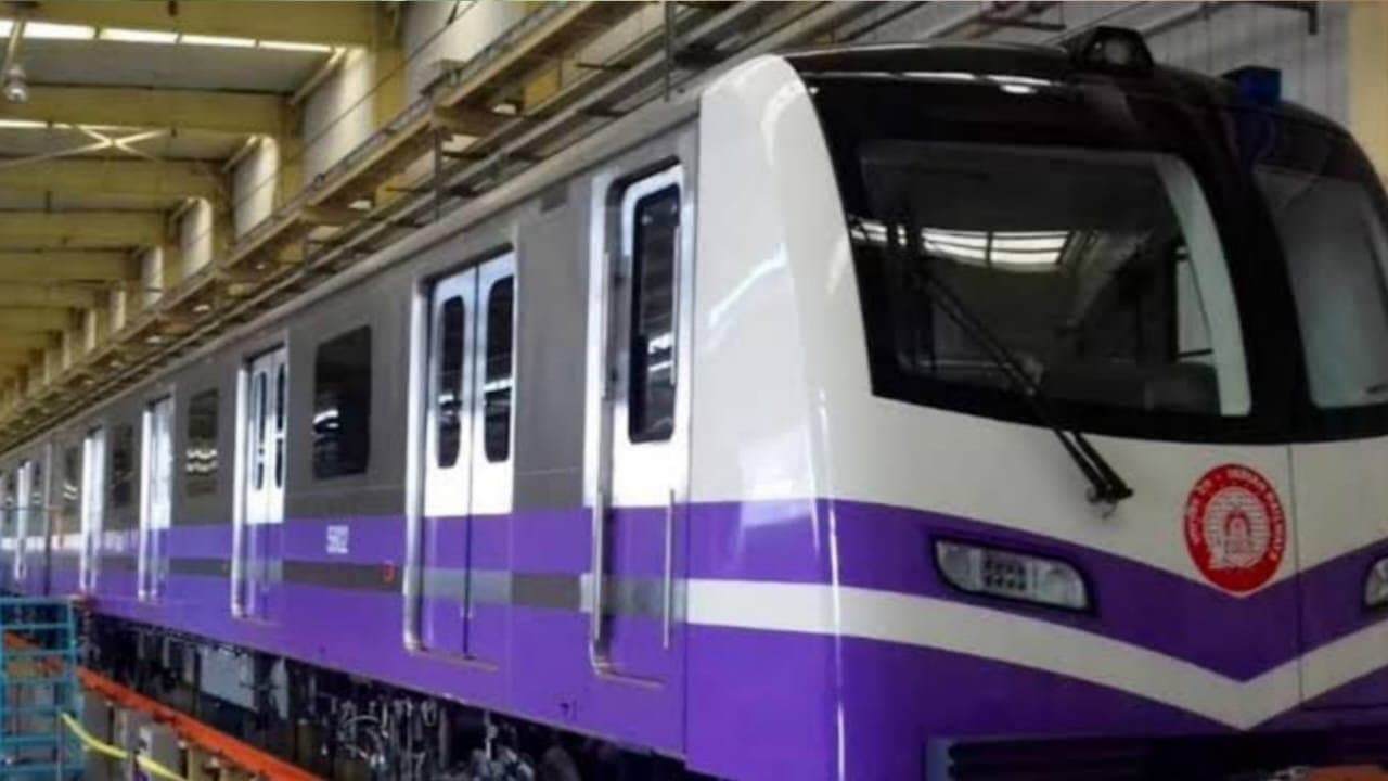 Extra Metro will run on the day of kalipuja