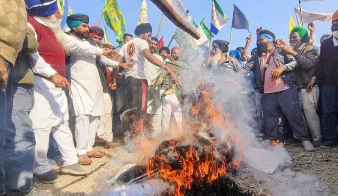 Farmers' March Paused Till Feb 29