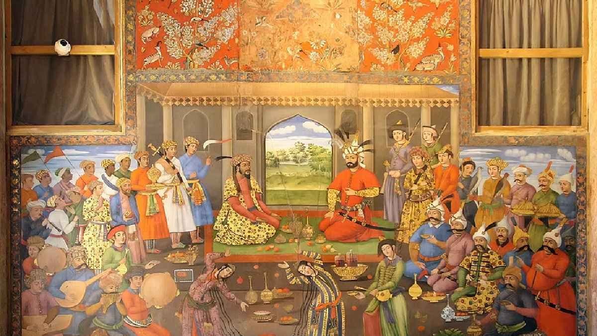 What were the educational qualifications of the Mughals
