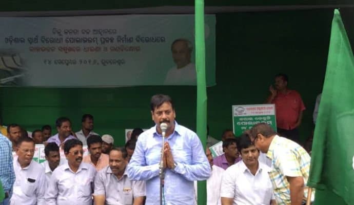 BJP Candidate Arrested  For Allegedly Vandalising EVM