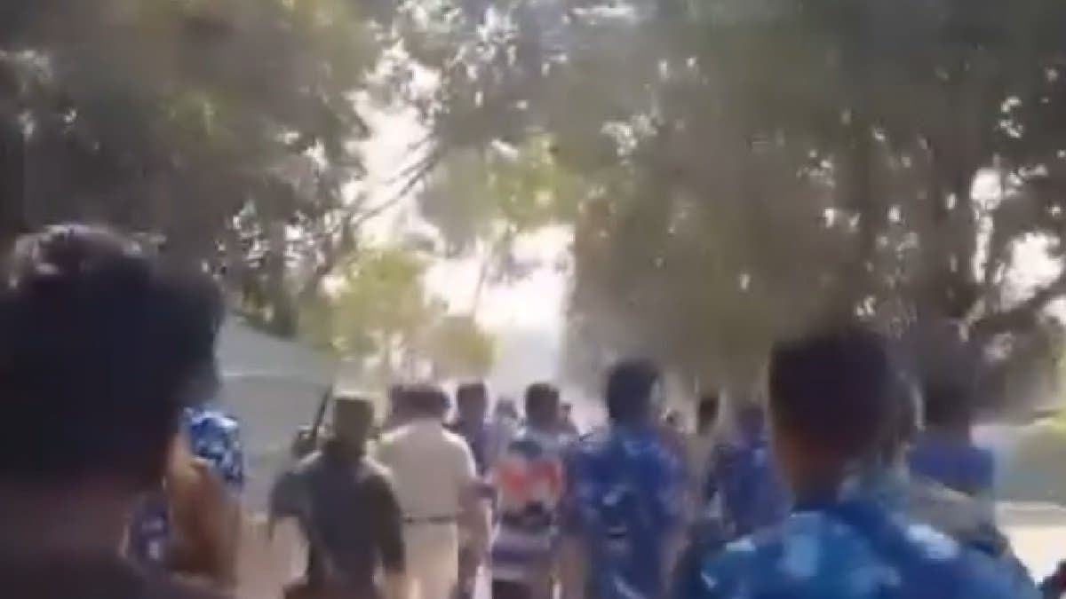 Chopra Incident, Police allegdly attacked in chopra 