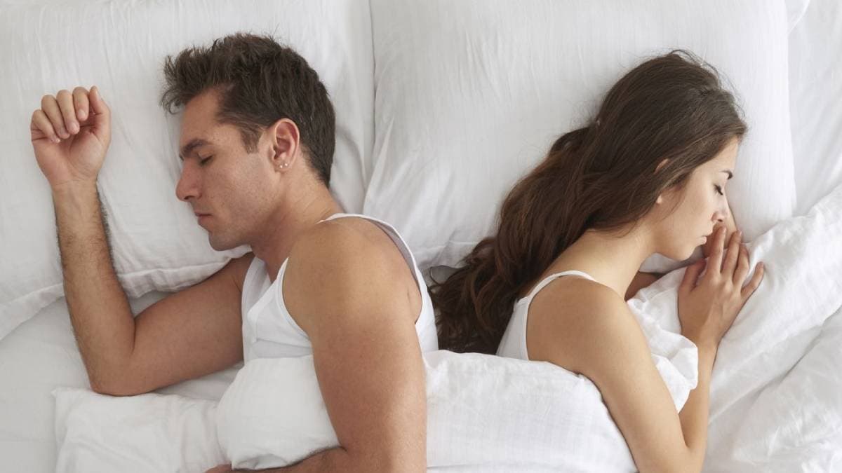 what is Sleep Divorce why it is on rise in India know the reasons behind sleeping apart decision of couples
