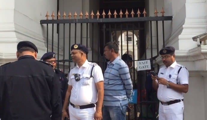 bomb threat at indian museum kolkata